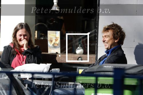 Amsterdam 15 september 2017
Derk Bolt drinkt kopje koffie met een vriendin bij de coffee company