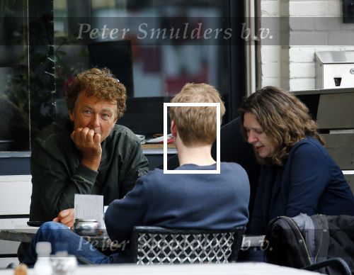 Amsterdam 22 mei 2015    
Derk Bolt met kennisen op terras.
