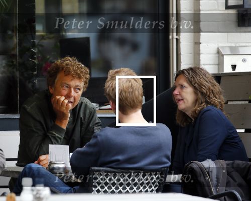 Amsterdam 22 mei 2015    
Derk Bolt met kennisen op terras.