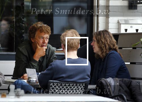 Amsterdam 22 mei 2015    
Derk Bolt met kennisen op terras.