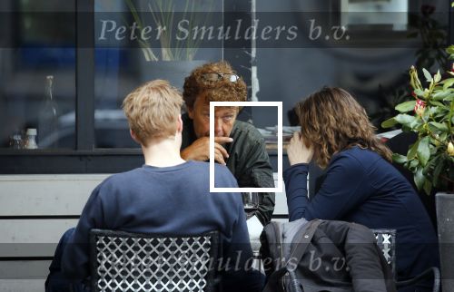 Amsterdam 22 mei 2015    
Derk Bolt met kennisen op terras.