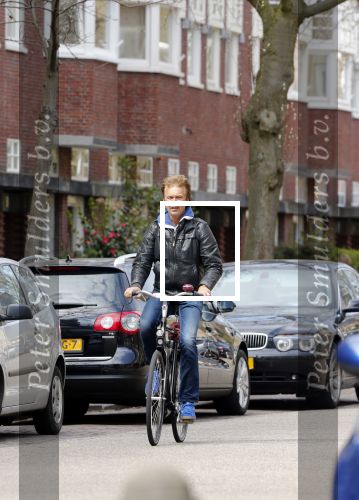 Amsterdam 23 april 2013
Derk Bolt op de fiets in amsterdam zuid.