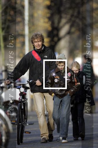 Amsterdam 30 november 2005
Derk Bolt (spoorloos ) met kinderen