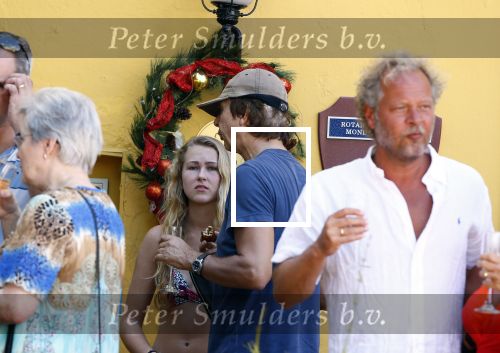 Curacao 31 december 2013
Dere Bolt met dochter vij het avila beach hotel.