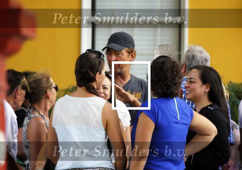 Curacao 31 december 2014
Willeke Alberti Jeroen Krabbe met vrouw Herma Krabbe zoon Jasper krabbe ( met dochters) Rogier van Boxtel en Derk Bolt bij het vuurwerk van Avila Beach hotel op Curacao vanwege oud en nieuw jaar