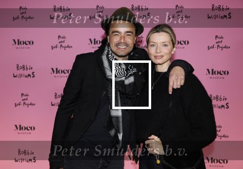 Amsterdam 7 maart 2024
Opening expositie Robbie Williams in het Moco museum. Dinand Woesthoff met zijn vrouw Lucy