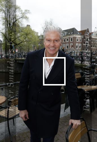 Amsterdam 21 maart 2024
Cd presentatie Billy Dans in de Jordaan. Dries Roelvink