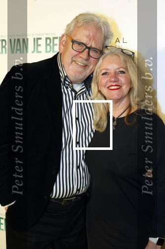 Den Bosch 23 maart 2024
Premiere ver van je bed in theater de Parade. Ernst daniel Smid met vriendin
