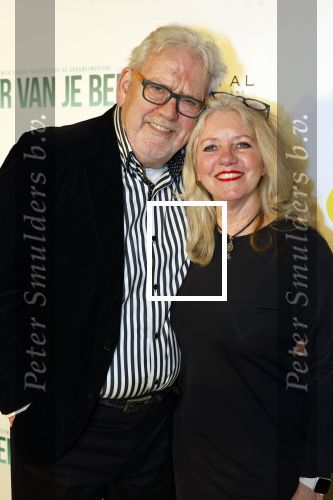Den Bosch 23 maart 2024
Premiere ver van je bed in theater de Parade. Ernst daniel Smid met vriendin