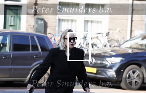 Amsterdam 8 maart 2024
Eva Jinek doet boodschappen in Amsterdam zuid.