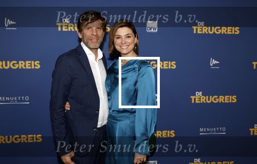 Rotterdam 13 maart 2024
Premiere de terugreis met oa Martin v Waardenberg en Leny Breederveld. Evi Hanssen en partner Kurt Loyens