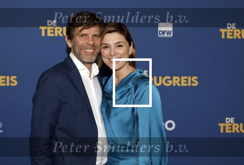 Rotterdam 13 maart 2024
Premiere de terugreis met oa Martin v Waardenberg en Leny Breederveld. Evi Hanssen en partner Kurt Loyens