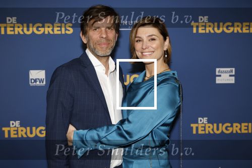 Rotterdam 13 maart 2024
Premiere de terugreis met oa Martin v Waardenberg en Leny Breederveld. Evi Hanssen en partner Kurt Loyens