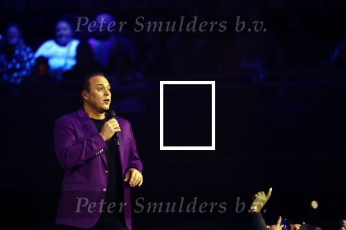 Amsterdam 8 maart 2024
Holland zingt Hazes in het ziggo dome met oa Jeoen v d Boom Andre Hazes Douwe Bob Samantha Steenwijk Jamai Looman en Frans Bauer .
