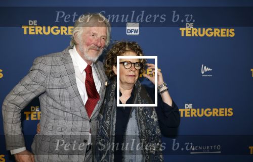 Rotterdam 13 maart 2024
Premiere de terugreis met oa Martin v Waardenberg en Leny Breederveld. Freek de Jonge en Brigitte Kaandorp