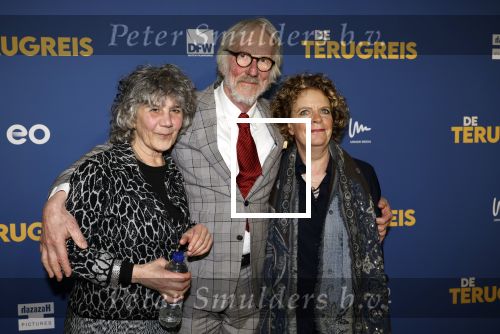 Rotterdam 13 maart 2024
Premiere de terugreis met oa Martin v Waardenberg en Leny Breederveld. Freek de Jonge met partner Hella en Brigitte Kaandorp