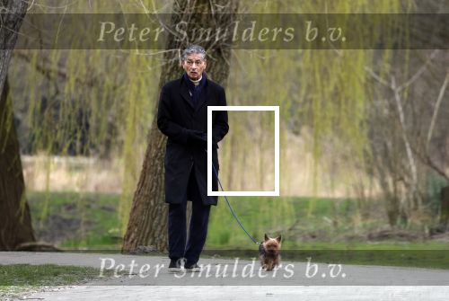 Amsterdam 9 maart 2024
Gerard Spong rijdt met zijn Rolls Royce naar het park om zijn hond uit te laten.