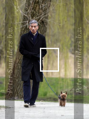 Amsterdam 9 maart 2024
Gerard Spong rijdt met zijn Rolls Royce naar het park om zijn hond uit te laten.