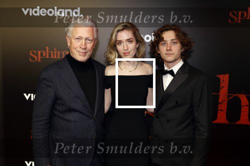 Amsterdam 18 maart 2024
Premiere Spinx in Pathe Tuschinski met in de cast oa Andrea Vass Benja Bruijning Chardonnay Rillen Delilah Warcup v Eyck Eva v Heijningen Marvcel Hensema Rami Kooti Arab Rifka Lodeizen Sallie Harmsen en Sil v d Zwan. Hajo Bruins met dochter en
