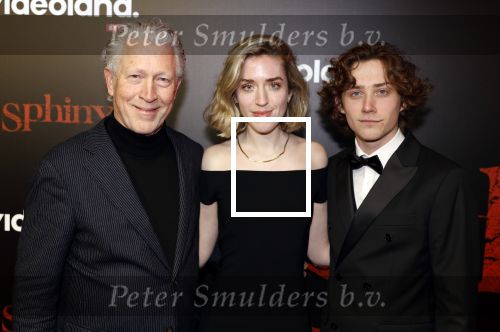 Amsterdam 18 maart 2024
Premiere Spinx in Pathe Tuschinski met in de cast oa Andrea Vass Benja Bruijning Chardonnay Rillen Delilah Warcup v Eyck Eva v Heijningen Marvcel Hensema Rami Kooti Arab Rifka Lodeizen Sallie Harmsen en Sil v d Zwan. Hajo Bruins met dochter en