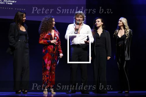 Amsterdam 14 maart 2024
Presentatie nieuwe show Hans Klok in Carre . Katja Schuurman doet presentatie. Jenily Wagenmakers (links), Zarina Potapova en Bo Yael Ufkes