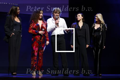 Amsterdam 14 maart 2024
Presentatie nieuwe show Hans Klok in Carre . Katja Schuurman doet presentatie. Jenily Wagenmakers (links), Zarina Potapova en Bo Yael Ufkes