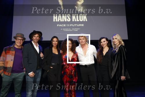Amsterdam 14 maart 2024
Presentatie nieuwe show Hans Klok in Carre . Katja Schuurman doet presentatie. Hans Klok Stanley Burleson Jenily Wagenmakers  Zarina Potapova Katja Schuurman en Bo Yael Ufkes