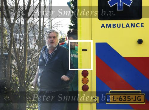 Amsterdam 7 maart 2024
Hans v d Togt wordt met de ambulance opgehaald bij zijn woonark / woonboot en daarna met loeiende sirenes naar het AMC gebracht.