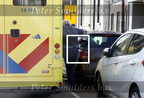 Amsterdam 7 maart 2024
Hans v d Togt wordt met de ambulance opgehaald bij zijn woonark / woonboot en daarna met loeiende sirenes naar het AMC gebracht.