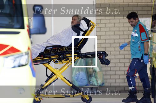 Amsterdam 7 maart 2024
Hans v d Togt wordt met de ambulance opgehaald bij zijn woonark / woonboot en daarna met loeiende sirenes naar het AMC gebracht.