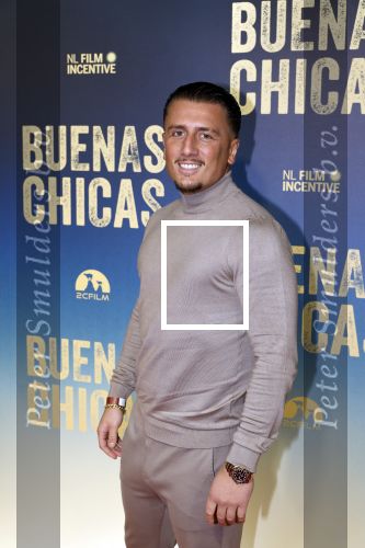 Amsterdam 4 maart 2024
Premiere Buenas Chicas in Tuschinski met oa Susan radder Noel v Kleef Britt Scholte Thijs Boermans Juvat westendorp Robin FringsFelice Poppeliers en Christina Zaragoza. Harrie Snijders met zus
