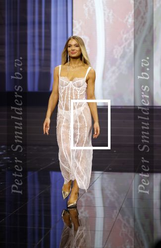 Amsterdam 5 maart 2024
Modeshow Hunkemoller in de westergasfabriek . Oa Loiza lamers loopt mee.
