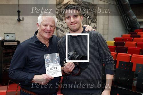 Rotterdam 1 maart 2024
Boekpresntatie Jaap v Deurzen bij boekenwinkel Donner in Rotterdam. Jaap v Deurzen met zijn zoon Bob v Deurzen