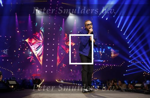 Amsterdam 8 maart 2024
Holland zingt Hazes in het ziggo dome met oa Jeoen v d Boom Andre Hazes Douwe Bob Samantha Steenwijk Jamai Looman en Frans Bauer .