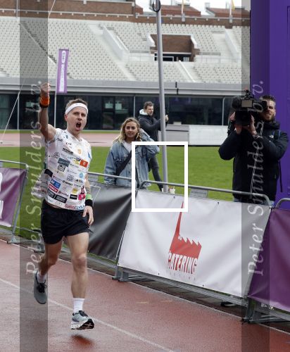 Amsterdam 16 maart 2024
Radio 538 run tbv het Prinses Maxima Centrum in het Olympisch stadion. Oa aanwezig 
Jeroen v Veen en Thomas v d Vlug