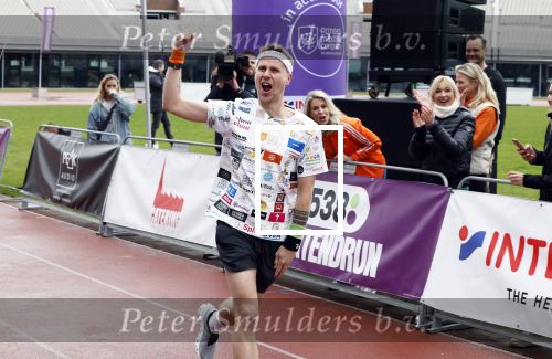Amsterdam 16 maart 2024
Radio 538 run tbv het Prinses Maxima Centrum in het Olympisch stadion. Oa aanwezig 
Jeroen v Veen en Thomas v d Vlug