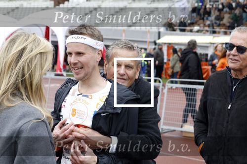 Amsterdam 16 maart 2024
Radio 538 run tbv het Prinses Maxima Centrum in het Olympisch stadion. Oa aanwezig 
Jeroen v Veen met vader Bas Smit
