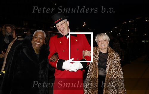 Amsterdam 10 maart 2024
Event alzheimer in het ziggo dome. Jetty Mathurin met een vriendin
