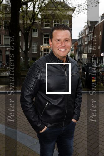 Amsterdam 21 maart 2024
Cd presentatie Billy Dans in de Jordaan. John West kwam met zijn vriendin