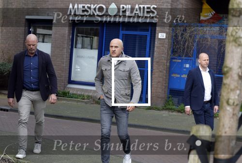 Amsterdam 19 maart 2024
Boekpresentatie Angelique Woudenberg in restaurant Breda. John v d Heuvel kwam met zijn beveiliging