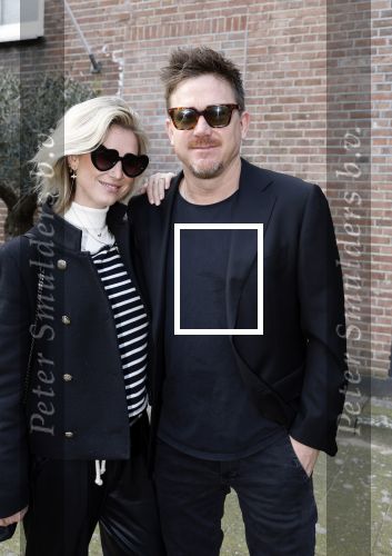 Amsterdam 19 maart 2024
Boekpresentatie Angelique Woudenberg in restaurant Breda. Johnny de Mol kwam met zijn vrouw Anouk Mol