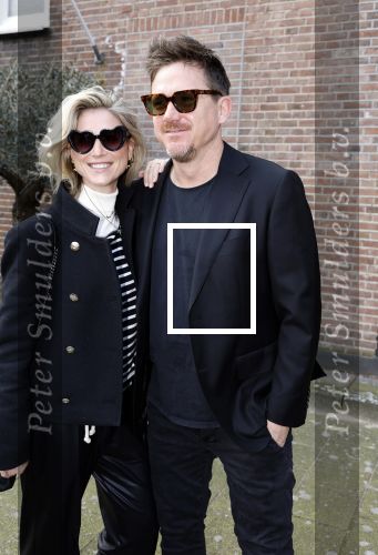 Amsterdam 19 maart 2024
Boekpresentatie Angelique Woudenberg in restaurant Breda. Johnny de Mol kwam met zijn vrouw Anouk Mol