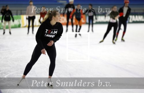 Heerenveen 24 maaart 2024
De hollandse 100 wordt dit jaar gereden in Thyalf . Aanwezig oa Prins Bernhard Prinses Annette Samuel v Vollenhoven Benjamin v Vollenhoven Prinses Margriet Mr Pieter v Vollenhoven Prins Maurits Lucas v Vollenhoven en  Prins Pieter Christiaan . Verder aanwezig Simon Keizer Bas Muijs (en vrouw) Marianne Timmer Benjamin Aslan Joy Beune Eduard Schaepman met zijn zoon en Rob Kamphues met vriendin.