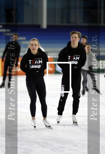Heerenveen 24 maaart 2024
De hollandse 100 wordt dit jaar gereden in Thyalf . Aanwezig oa Prins Bernhard Prinses Annette Samuel v Vollenhoven Benjamin v Vollenhoven Prinses Margriet Mr Pieter v Vollenhoven Prins Maurits Lucas v Vollenhoven en  Prins Pieter Christiaan . Verder aanwezig Simon Keizer Bas Muijs (en vrouw) Marianne Timmer Benjamin Aslan Joy Beune Eduard Schaepman met zijn zoon en Rob Kamphues met vriendin.