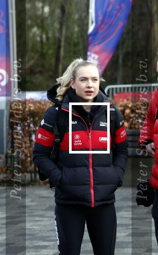 Heerenveen 24 maaart 2024
De hollandse 100 wordt dit jaar gereden in Thyalf . Aanwezig oa Prins Bernhard Prinses Annette Samuel v Vollenhoven Benjamin v Vollenhoven Prinses Margriet Mr Pieter v Vollenhoven Prins Maurits Lucas v Vollenhoven en  Prins Pieter Christiaan . Verder aanwezig Simon Keizer Bas Muijs (en vrouw) Marianne Timmer Benjamin Aslan Joy Beune Eduard Schaepman met zijn zoon en Rob Kamphues met vriendin.  Monique v Vollenhoven en Otto Klein