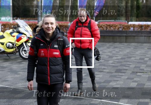 Heerenveen 24 maaart 2024
De hollandse 100 wordt dit jaar gereden in Thyalf . Aanwezig oa Prins Bernhard Prinses Annette Samuel v Vollenhoven Benjamin v Vollenhoven Prinses Margriet Mr Pieter v Vollenhoven Prins Maurits Lucas v Vollenhoven en  Prins Pieter Christiaan . Verder aanwezig Simon Keizer Bas Muijs (en vrouw) Marianne Timmer Benjamin Aslan Joy Beune Eduard Schaepman met zijn zoon en Rob Kamphues met vriendin.  Monique v Vollenhoven en Otto Klein