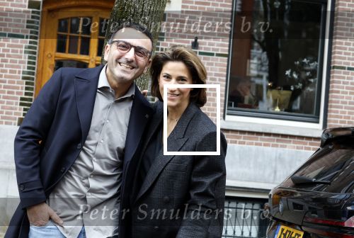 Amsterdam 23 maart 2024
Kristina Bozilovic met haar man Tamer op straat in Amsterdam zuid.