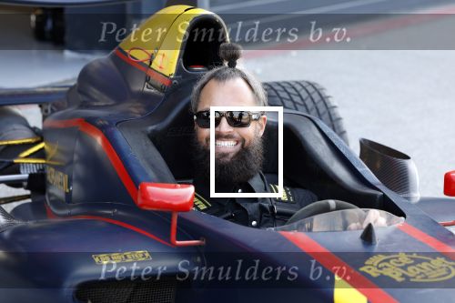 Zandvoort 8 maart 2024
Opnames beat the Pro met oa Glenn Helder Thomas Berge Andre Dongelmans Billy Dans Lavezzi Rutjes Nathan Rutjes en Dj Lafuente ( Job Smeltzer) . Bjorn Remmerswaal is de presentator . De opnames vinden plaats op het circuit Zandvoort.