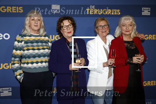 Rotterdam 13 maart 2024
Premiere de terugreis met oa Martin v Waardenberg en Leny Breederveld. Lenie Breederveld met Beppie Melissen  Joike Tjalsma en Raymonde de Kuyper