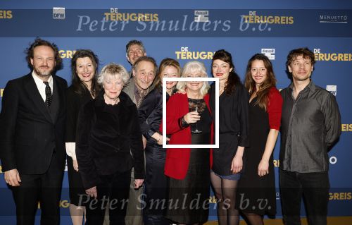 Rotterdam 13 maart 2024
Premiere de terugreis met oa Martin v Waardenberg en Leny Breederveld. Leny Breederveld met familie